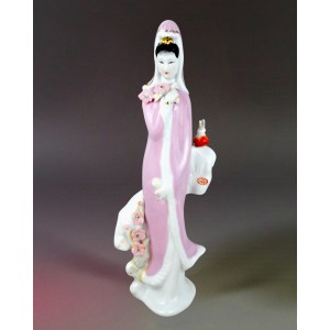 Wyprzedaż Japonka, gejsza z gałązką sakury porcelana wys.26cm