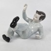 WYPRZEDAŻ  Chłopiec art deco Aur&eacute;l K&aacute;ldor Hollohaza Węgry lata 60te wys.12,5cm