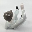 WYPRZEDAŻ  Chłopiec art deco Aur&eacute;l K&aacute;ldor Hollohaza Węgry lata 60te wys.12,5cm